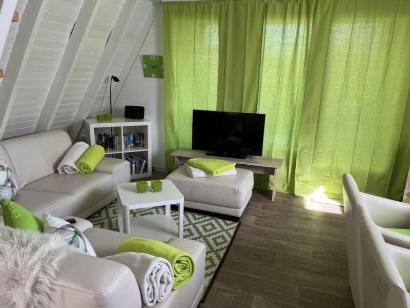 Gossersweiler-Stein Ferienhaus - Top Ausstattung mit Veranda und Garten in exponierter Lage Haus kaufen