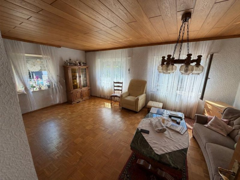 Herxheim bei Landau Gepflegtes Wohnhaus mit Garage und kleinem Garten in ruhiger und zentraler Lage Haus kaufen