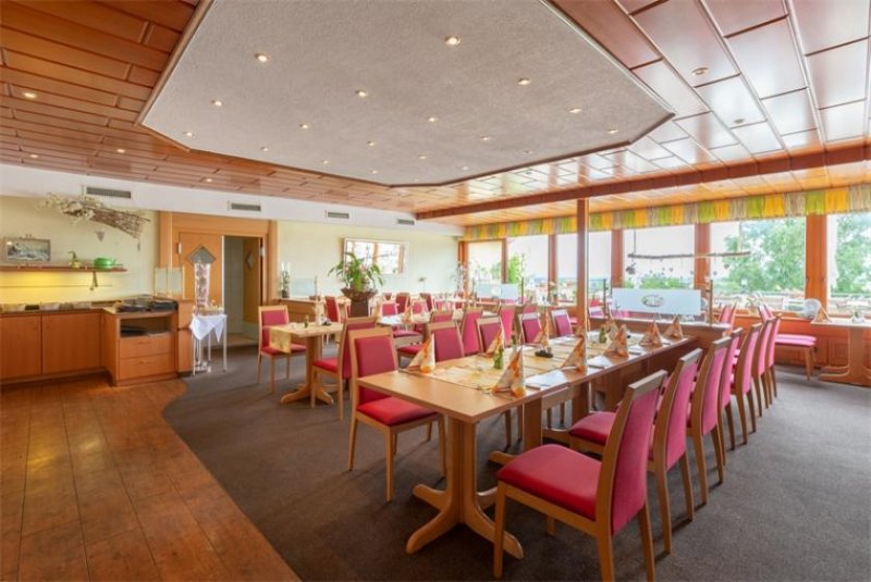 Gleiszellen-Gleishorbach INVESTOREN AUFGEPASST! EINZIGARTIGES HOTEL IN WUNDERBARER LAGE! Gewerbe kaufen