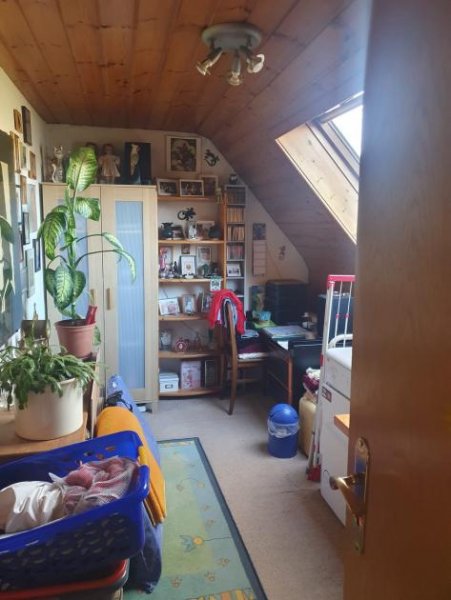 Kapsweyer Günstiges Dorfhaus mit schönem Grundstück, ideal als Ferienhaus in der Südpfalz Haus kaufen