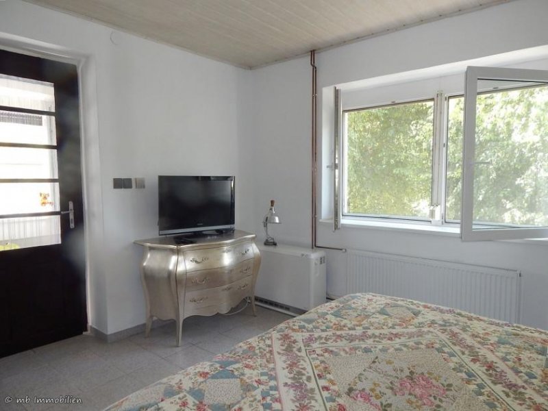 Erdösmarok 7735Wohn-/ Ferienhaus in Erdösmarok mit Gästehaus, Pool, Jacuzzi, Solaranlage, Sauna & vieles mehr... in Erdösmárok -