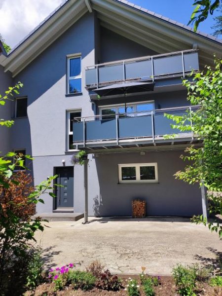 Durbach Einzigartiges Mehrfamilienhaus/Bauernhof mit 3,7 ha Fläche und Brennerei in unverbaubarer Traumlage Haus kaufen