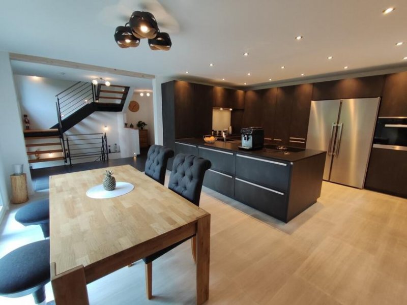 Durbach Einzigartiges Mehrfamilienhaus/Bauernhof mit 3,7 ha Fläche und Brennerei in unverbaubarer Traumlage Haus kaufen