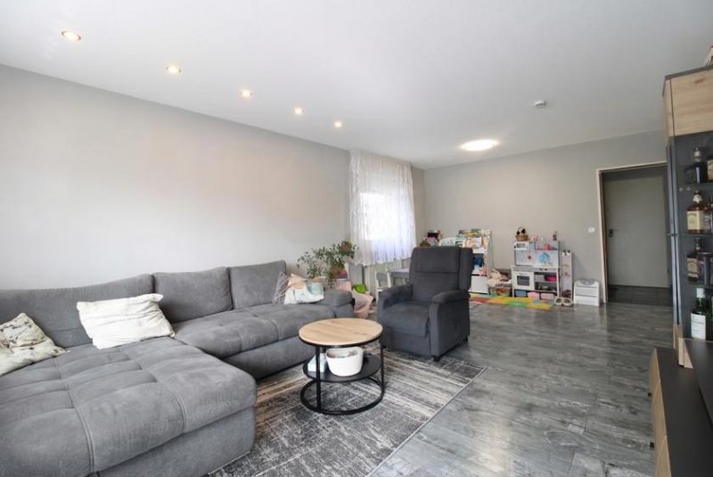 Villingen-Schwenningen Kapitalanlage oder Eigennutz - Gepflegte 2 Zimmer Wohnung mit Balkon und Garage Wohnung kaufen
