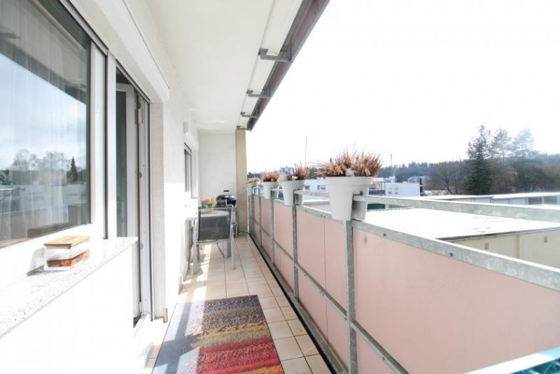 Villingen-Schwenningen Kapitalanlage oder Eigennutz - Gepflegte 2 Zimmer Wohnung mit Balkon und Garage Wohnung kaufen
