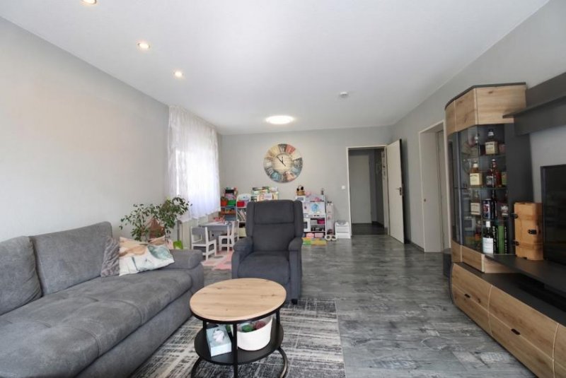 Villingen-Schwenningen Kapitalanlage oder Eigennutz - Gepflegte 2 Zimmer Wohnung mit Balkon und Garage Wohnung kaufen