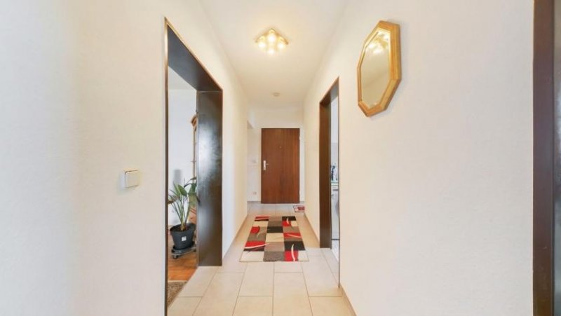Villingen-Schwenningen Sofortige Mieteinnahmen: Gepflegte 2-Zimmer-Wohnung mit Mietgarantie Wohnung kaufen