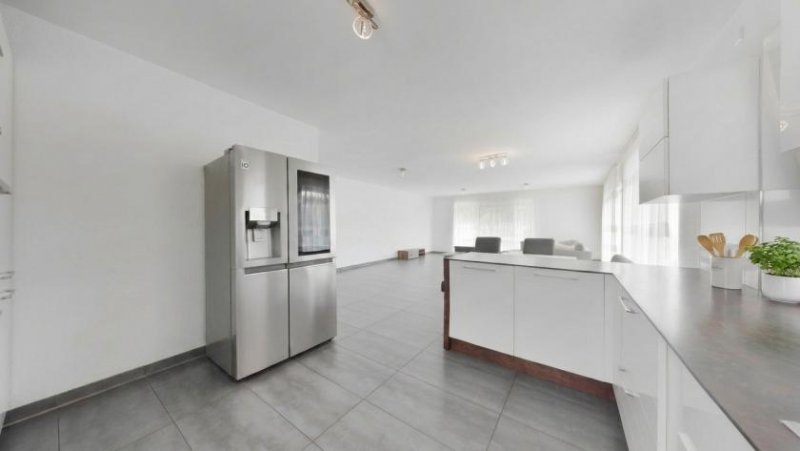 Villingen-Schwenningen Wohnkomfort mit Garten und Terrasse: Großzügige 2,5-Zimmer-Wohnung im Schilterhäusle Wohnung kaufen