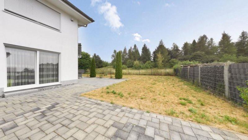 Villingen-Schwenningen Wohnkomfort mit Garten und Terrasse: Großzügige 2,5-Zimmer-Wohnung im Schilterhäusle Wohnung kaufen
