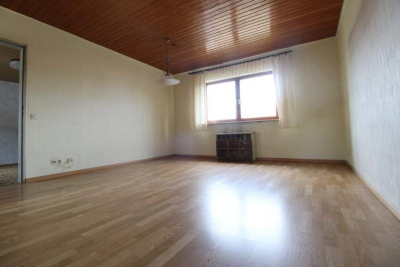 Geisingen Sanierungsbedürftiges Einfamilienhaus mit großem Potenzial in Geisingen/Gutmadingen Haus kaufen