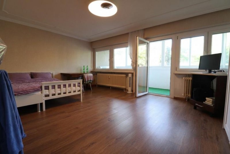 Singen (Hohentwiel) Gepflegte 2-Zimmer-Erdgeschosswohnung mit Balkon in Singen (Hohentwiel) Wohnung kaufen