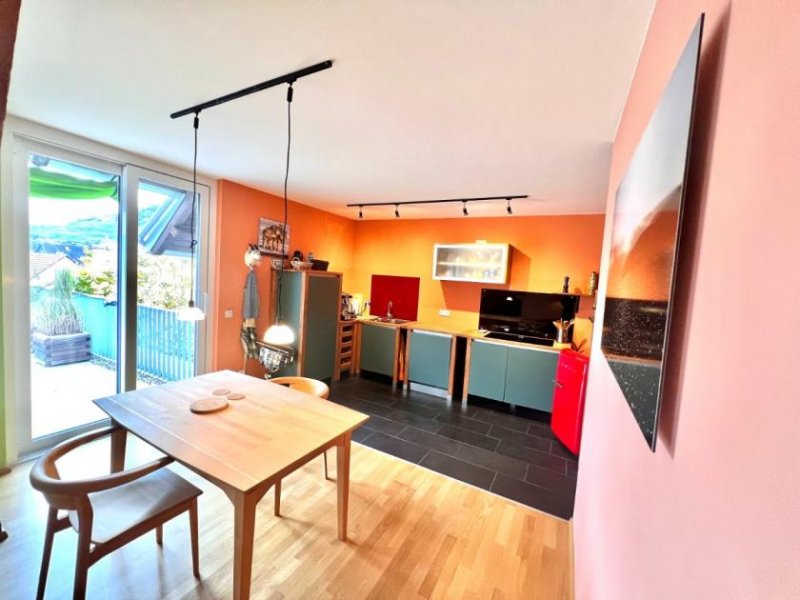 Singen (Hohentwiel) Hochwertige Maisonette mit Loftfeeling, Design-Elementen & Panorama Sonnenterrasse Wohnung kaufen