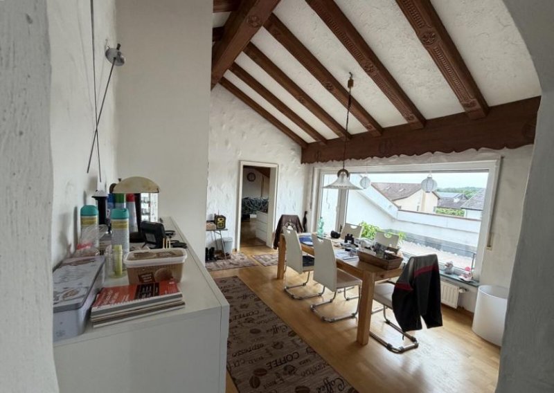 Büsingen am Hochrhein ETAGENWOHNUNG mit 2 Bädern, 2 Balkonen, 1 Terrasse, Keller, Stellplatz... Wohnung kaufen