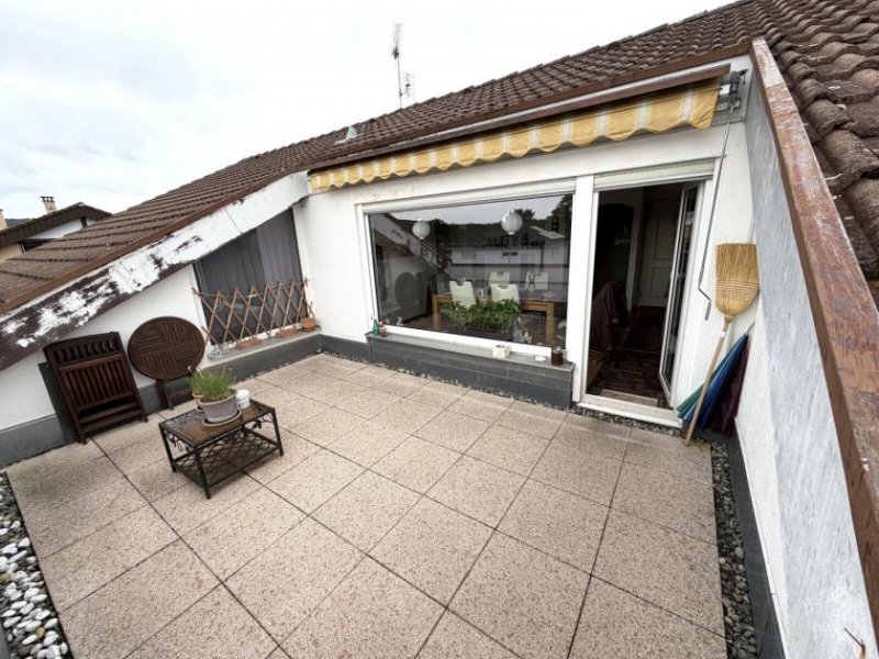 Büsingen am Hochrhein ETAGENWOHNUNG mit 2 Bädern, 2 Balkonen, 1 Terrasse, Keller, Stellplatz... Wohnung kaufen