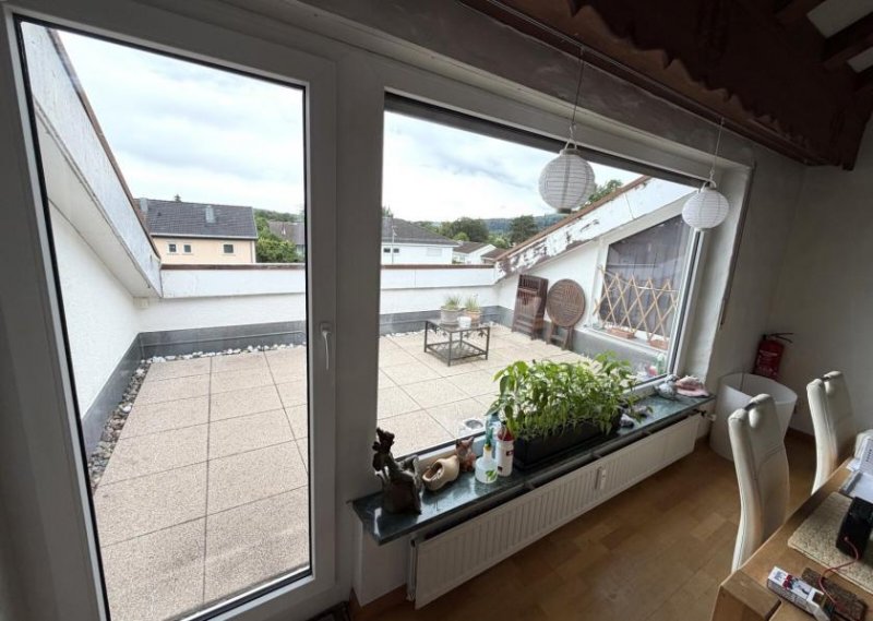 Büsingen am Hochrhein ETAGENWOHNUNG mit 2 Bädern, 2 Balkonen, 1 Terrasse, Keller, Stellplatz... Wohnung kaufen