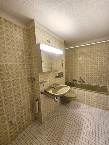 Büsingen am Hochrhein **MACHEN SIE WAS DRAUS**Süße 2 Zimmer ETW im Hochparterre** Wohnung kaufen