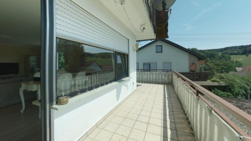 Stockach Gepflegte 5-Zimmer-Erdgeschosswohnung mit Balkon und Garage in ruhiger Lage Wohnung kaufen