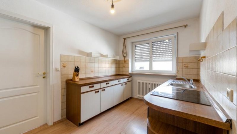 Stockach Gepflegte 5-Zimmer-Erdgeschosswohnung mit Balkon und Garage in ruhiger Lage Wohnung kaufen