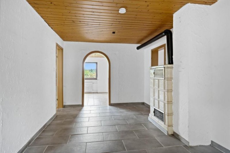 Tuttlingen PROVISIONSFREI - Viel Platz für Ideen: Einfamilienhaus mit großem Garten Haus kaufen