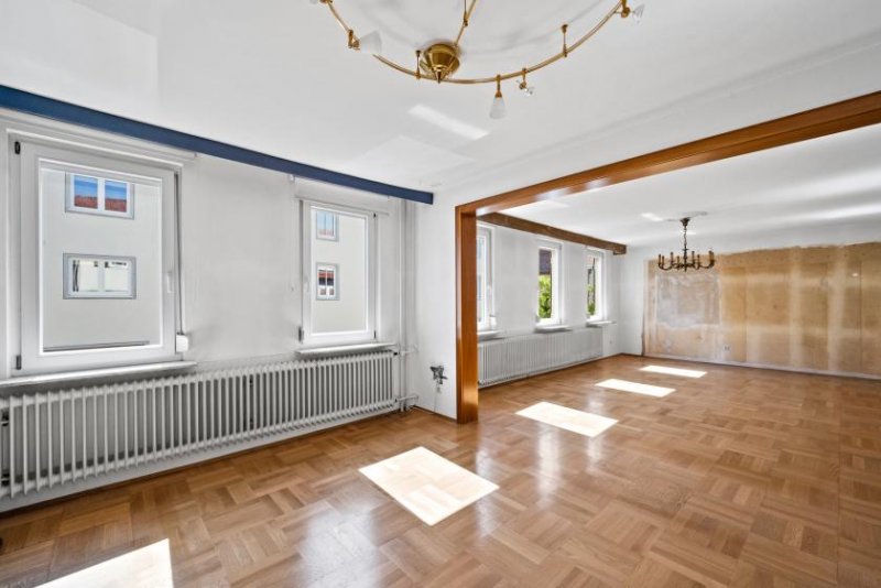 Mühlheim an der Donau PROVISIONSFREI - Großes Haus mit Platz für die ganze Familie, inkl. Laden- bzw. Bürofläche Haus kaufen