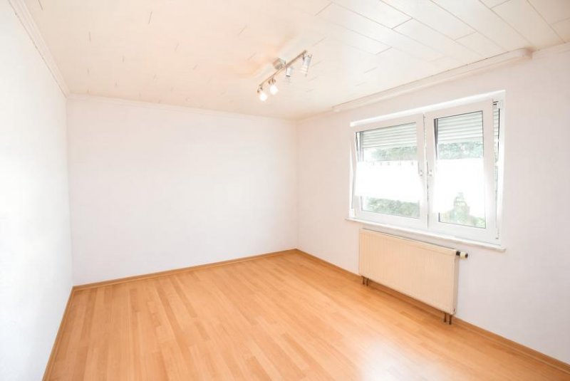 Deilingen Charmantes Einfamilienhaus mit Garage & PV-Anlage in Deilingen Haus kaufen
