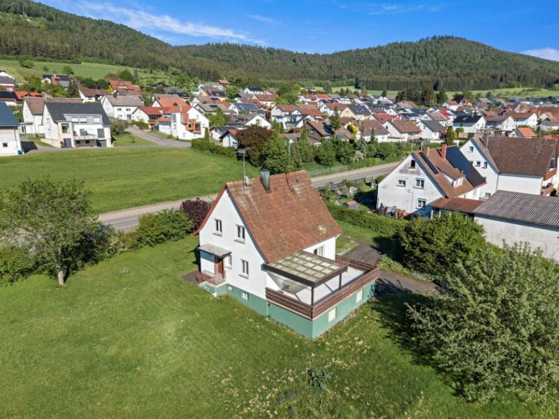 Seitingen-Oberflacht PROVISIONSFREI - Charmant und voller Möglichkeiten - Einfamilienhaus in Ortsrandlage Haus kaufen