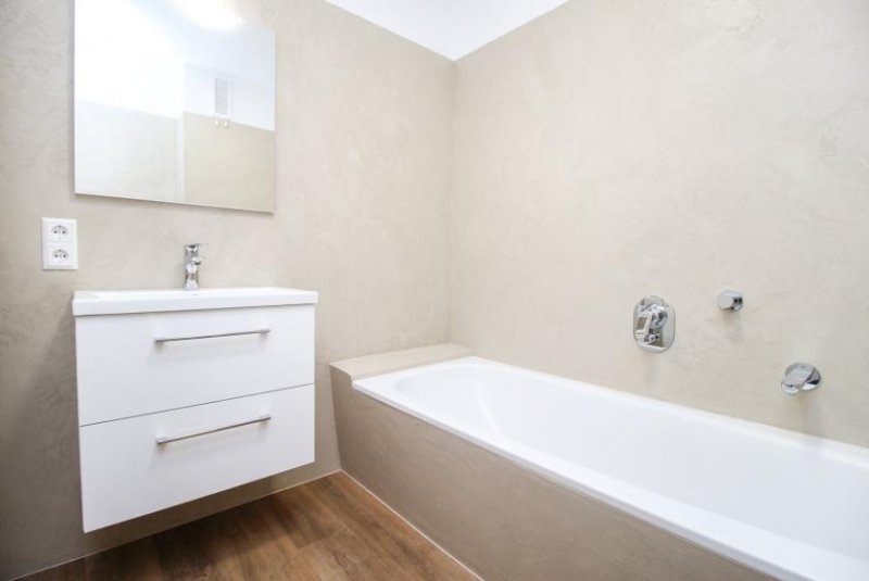 Rottweil Wunderschöne 3,5-Zimmer-Wohnung mit Balkon & Garage in Rottweil Wohnung kaufen