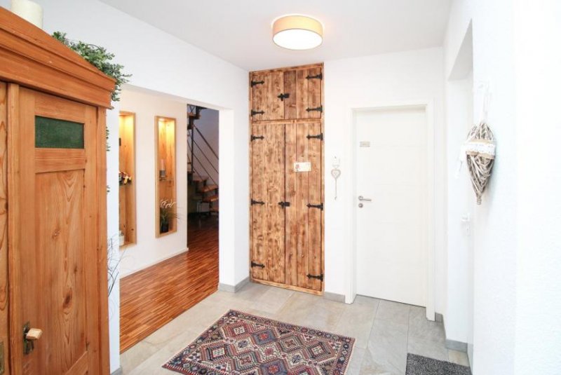 Eschbronn Exklusiver Bungalow mit Schwimmteich, Besichtigung lohnt sich Haus kaufen