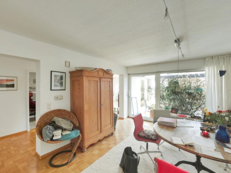 Freiburg im Breisgau Großzügiger Reihenbungalow mit Garten Haus kaufen
