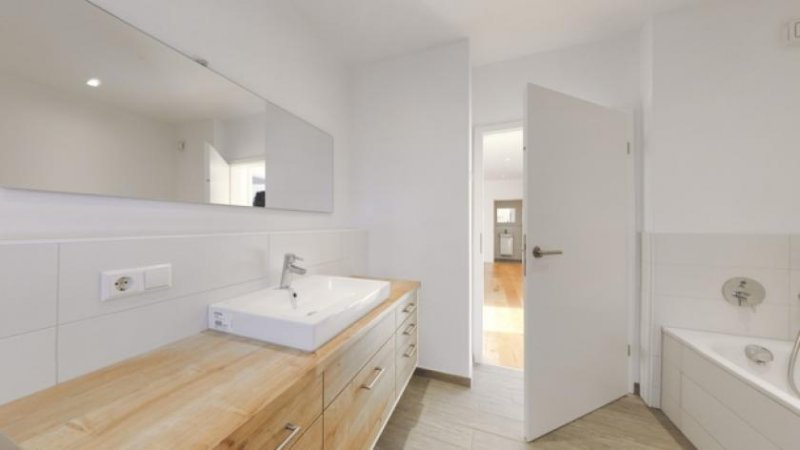 Bad Krozingen Exklusives Wohnen in bester Lage - 360° Besichtigung Wohnung kaufen