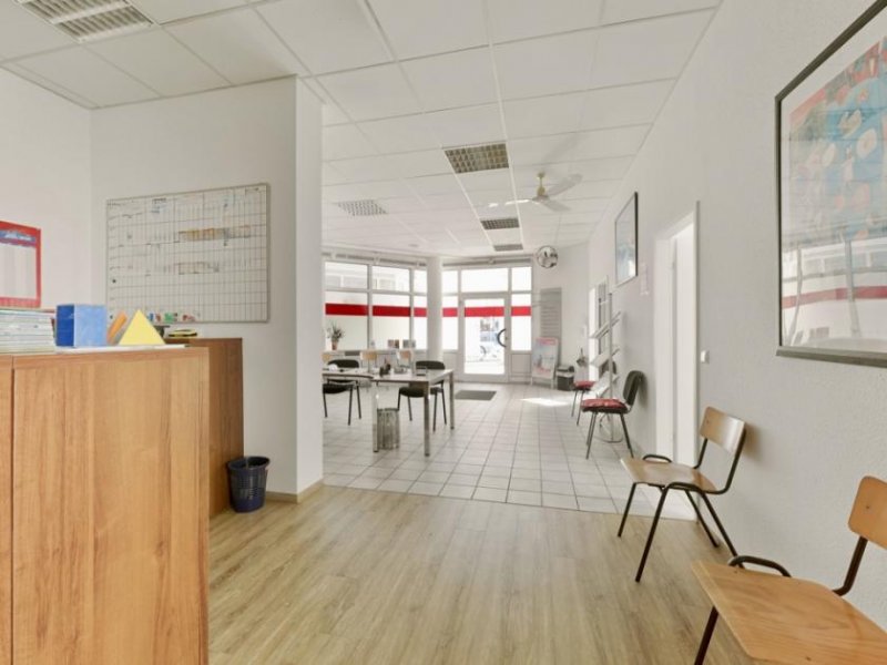 Bad Krozingen Gute vermietete Büroräume in zentraler Lage Gewerbe kaufen