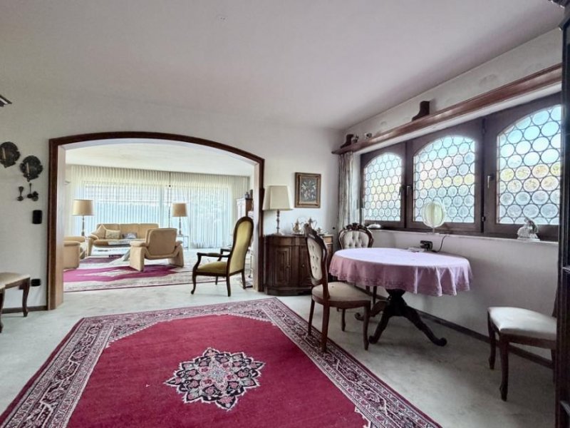 Schallstadt Solides Generationenhaus mit Pool Haus kaufen