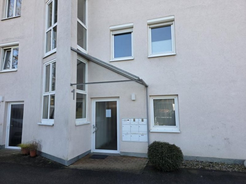Kandern 3 Zi.-ETW im DG/Dachspitz mit EBK, Balkon & TG Wohnung kaufen