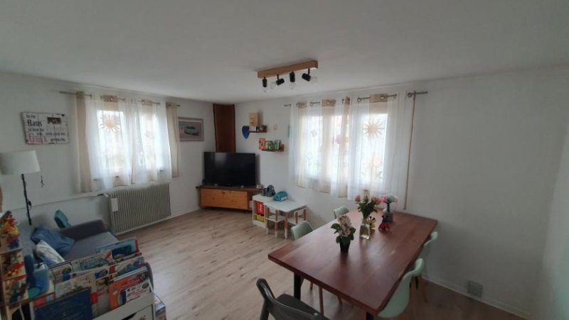 Kandern EFH mit ELW & Nebengebäude zentral in Kandern Haus kaufen