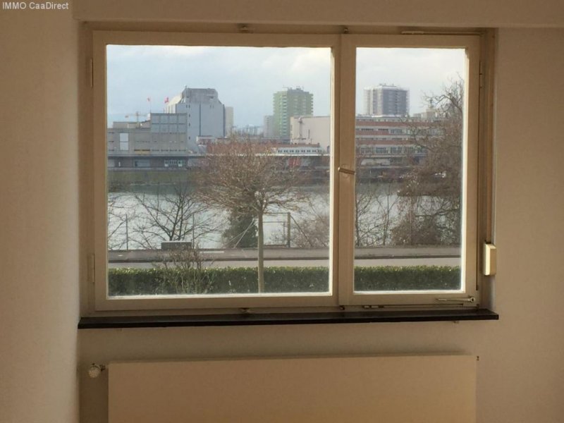 Grenzach-Wyhlen Gut aufgeteilte 4-Zimmerwohnung in Grenzach, 300 m vom Zoll Hörnli/Basel, mit Blick über den Rhein Wohnung kaufen