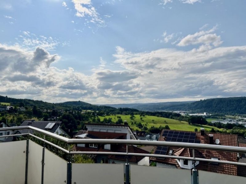 Schopfheim Villa mit 2 Wohneinheiten in bester Lage
-Fassade wird komplett saniert- Haus kaufen