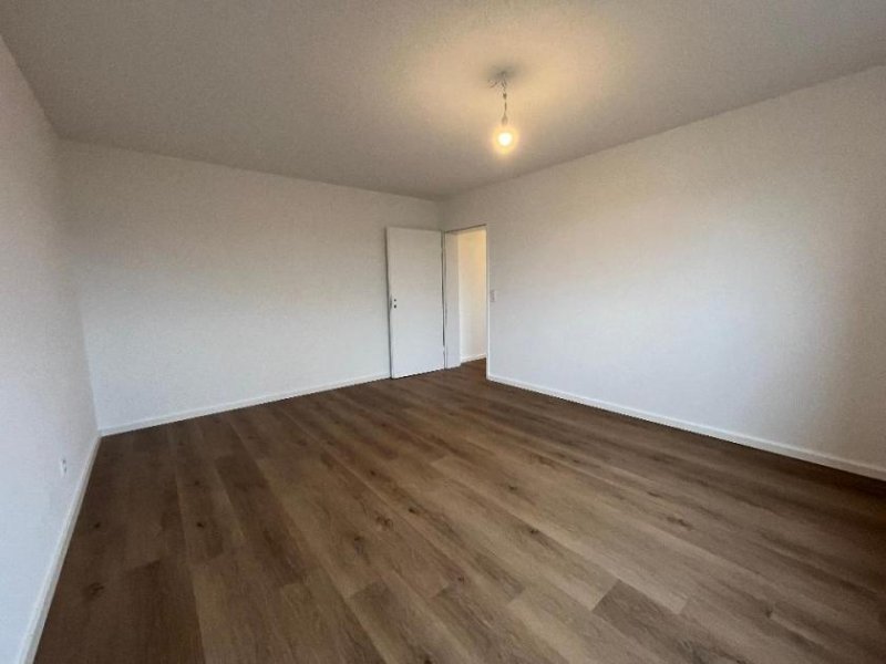 Waldshut-Tiengen Für Kapitalanleger oder Eigennutzer - Alles ist möglich - Modernisierte 3,5-Zimmerwohnung mit Balkon in beliebter Lage von -