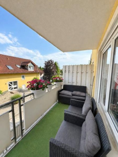 Waldshut-Tiengen Kapitalanleger gesucht: Zentrale 4,5 Zi. EG Whg. mit Balkon ca. 91 m ² zu verkaufen Wohnung kaufen