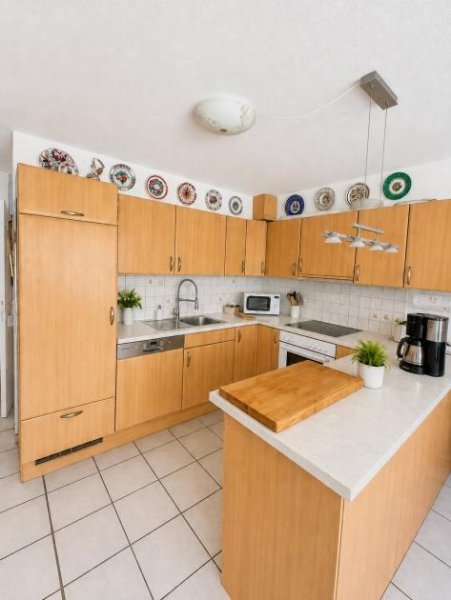 Waldshut-Tiengen Kapitalanleger gesucht: Zentrale 4,5 Zi. EG Whg. mit Balkon ca. 91 m ² zu verkaufen Wohnung kaufen