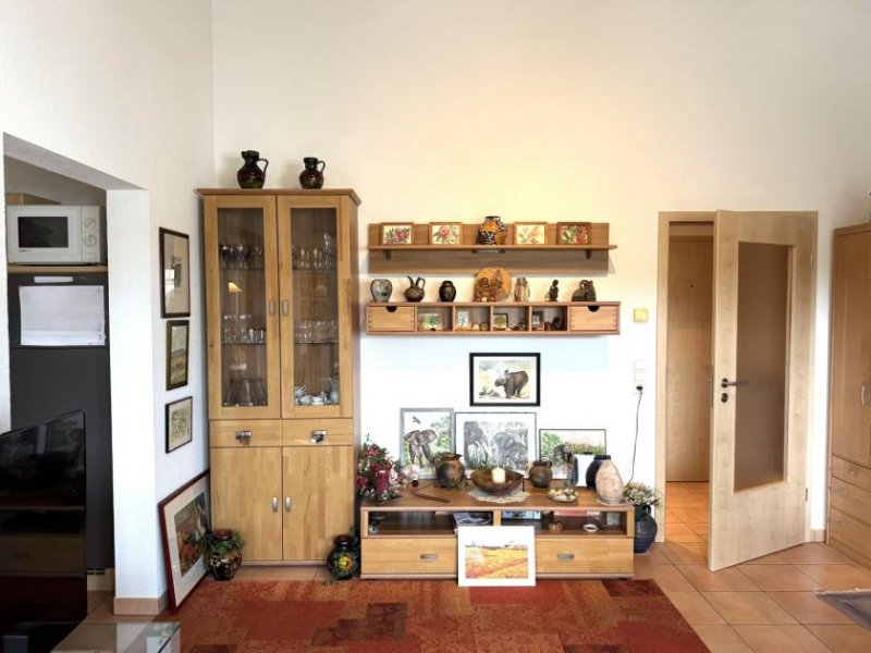 Waldshut-Tiengen Moderne Eleganz trifft auf zentrale Lage - Ihre 2,5-Zimmer-Wohnung mit Stellplatz in Waldshut-Tiengen Wohnung kaufen