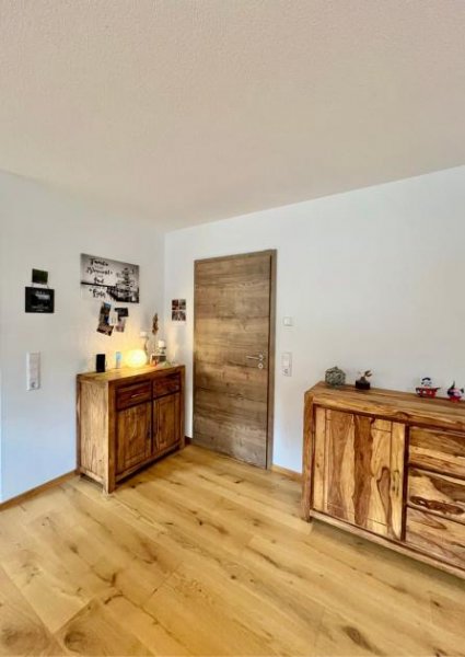Stühlingen Stühlingen: Neuwertige 4 Zimmerwohnung im Obergeschoss Wohnung kaufen