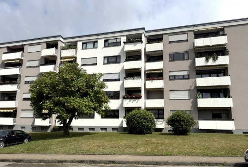 Lauchringen Sofort verfügbare 3 Zi. Whg. mit 2 Balkonen mit ca. 77 m² mit Lift Nähe Riedpark Unterlauchringen zu verkaufen Wohnung