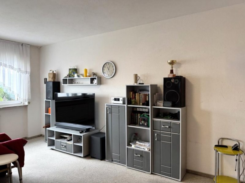 Lauchringen Sofort verfügbare 3 Zi. Whg. mit 2 Balkonen mit ca. 77 m² mit Lift Nähe Riedpark Unterlauchringen zu verkaufen Wohnung