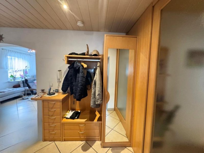Küssaberg Dangstetten-Einfamilienhaus mit Doppelgarage und Einliegerwohnung-Wohnen und Arbeiten unter einem Dach -an der schweizer Grenze