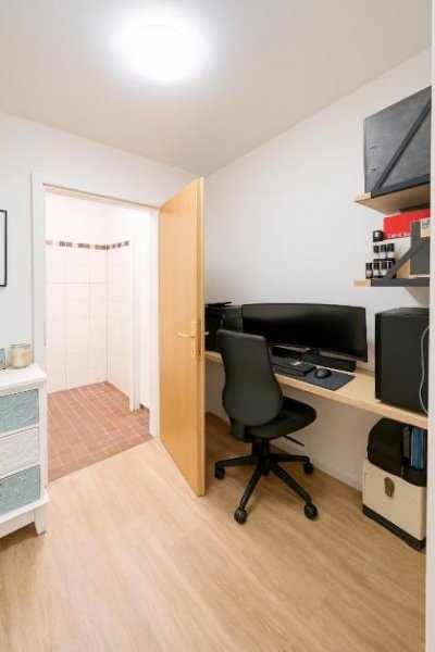 Küssaberg ***Verkauft *** Zauberhafte Wohnung mit eigenem Eingang und großer Terrasse in Rheinheim! Wohnung kaufen