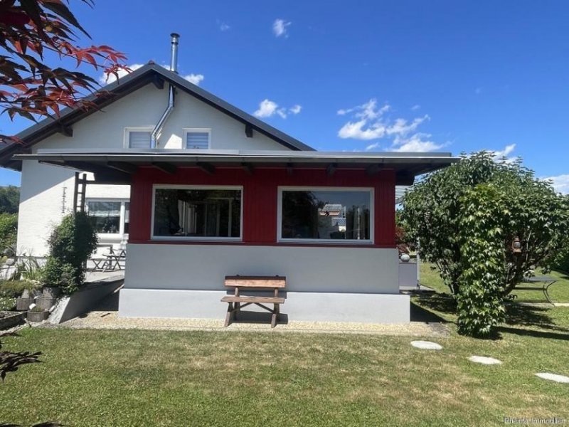 Wutöschingen RESERVIERT - Ein Zuhause zum Ankommen – Exklusives Familienhaus mit Wintergarten & traumhaftem Garten Haus kaufen