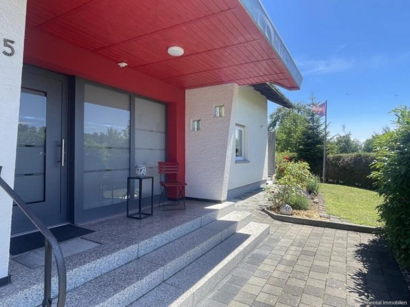 Wutöschingen RESERVIERT - Ein Zuhause zum Ankommen – Exklusives Familienhaus mit Wintergarten & traumhaftem Garten Haus kaufen