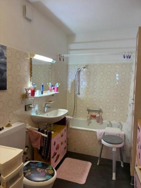 Häusern Stilvolle 2,5-Zimmer-Maisonettewohnung mit rustikalem Ambiente und viel Wohnqualität Wohnung kaufen