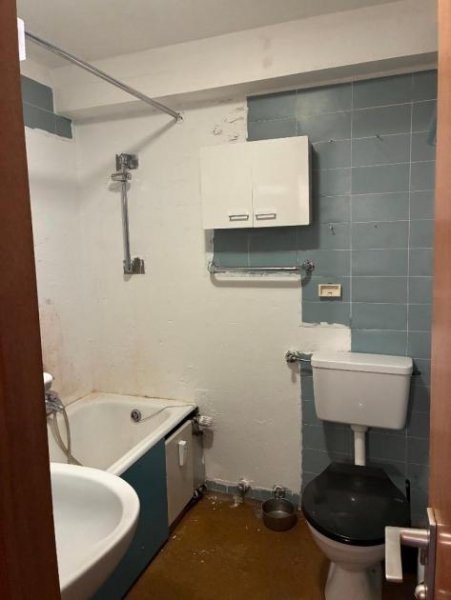 St. Blasien 1-Zimmer-Appartement mit Südwest-Balkon – renovierungsbedürftige Gelegenheit mit individuellem Gestaltungspotenzial Wohnung