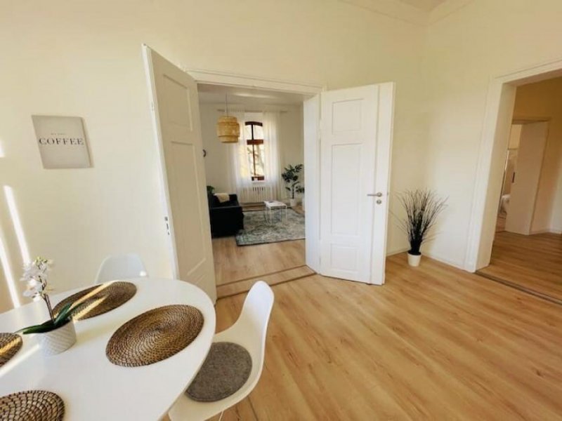 Zwickau EUPORA® Immobilien: Attraktives Stadthaus - Mehfamilienwohnhaus im Zentrum von Zwickau Gewerbe kaufen